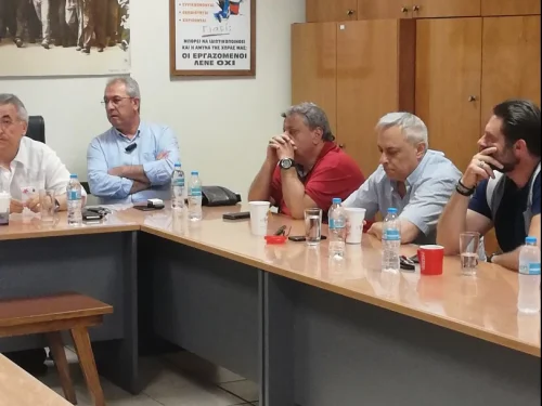 Η ΓΣΕΕ ΣΤΑ ΝΑΥΠΗΓΕΙΑ ΣΚΑΡΑΜΑΓΚΑ ΚΑΙ ΣΤΗ ΧΑΛΥΒΟΥΡΓΙΚΗ